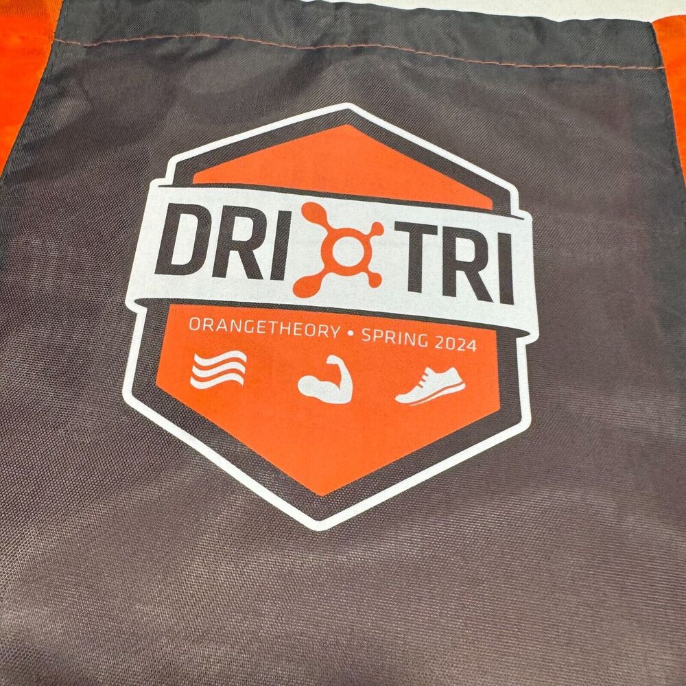 Orange Theory Fitness 2024 DRI-TRY Cinch Sack Bag + Medal Of Triumph FINISHER - Picture 2 of 7